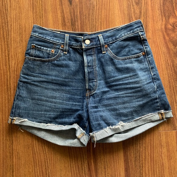 Levi’s 501 High Rise Premium Denim Short - Picture 1 of 8